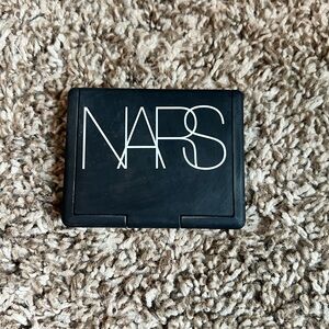 NARS Elegant Black Compact